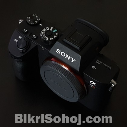 Sony A7r III Full frame mirrorless camera